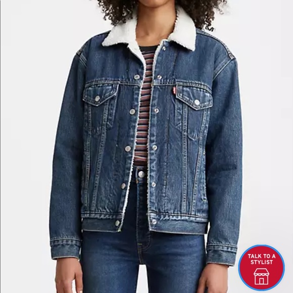 NWOT Levi’s Ex-Boyfriend Sherpa Jacket XS
